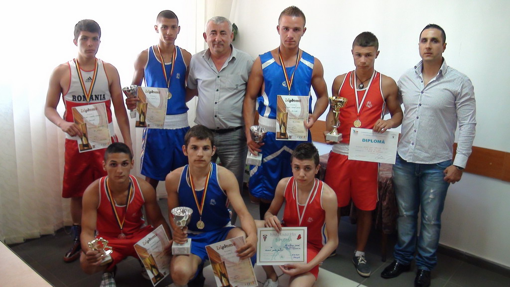 7 medalii obţinute de pugiliştii de la Jiul Rovinari